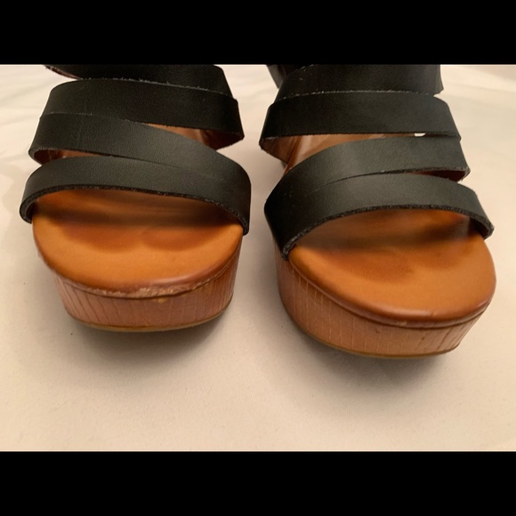 Lucky Brand Larinaa Platform Wedge Sandal - Picture 6 of 6